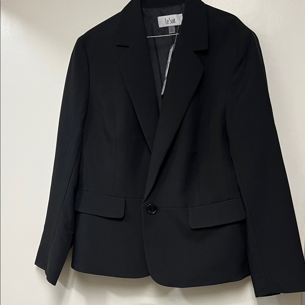 Le Suit Classic Black Jacket Size 18